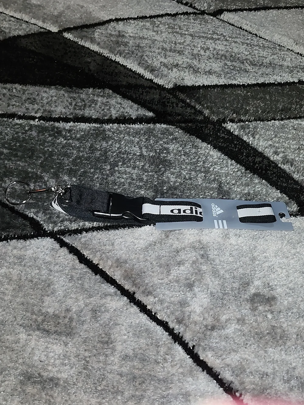 ADIDAS BLACK DETACH BUCKLE METAL SWIVEL LOBSTER CLAW CLASP/KEYRING NECK LANYARD